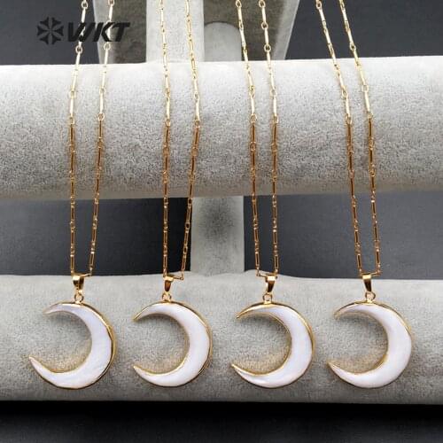 WT-N972 Wholesale Custom Elegant Natural Big Crescent Shell Moon Pendant Necklace With Gold Chain 5pcs/lot For Jewelry Making