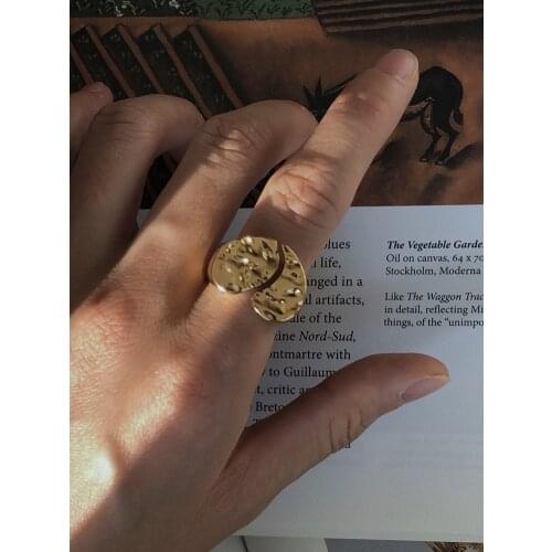 Brass WIth 18K Gold Moon Shape Rings Women Jewelry Punk Designer Club Cocktail Party T Show Runway Japan Korea Trendy Ins