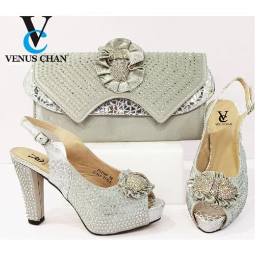 Nigerian 2021 New Italian Design Fashion Silver Color Party Elegant Women Shoes and Bag Set Decorated With Rhinestone Mixing