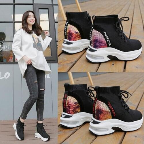 Womens socks shoes spring 2019 new thick-soled uppers for women are versatile with sports-casual stretch high-tops shoes