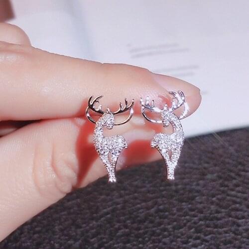 Creative Christmas Ornaments Christmas Elk Crystal Deer Stud Earrings Cute Animal Christmas Festival Jewelry New Year Party Gift
