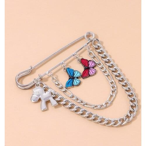 Orgin Summer Korean Fashion Enamel Butterfly Chain Horse Brooch for Women Exquisite Paper Clip Brooch Party Jewelry Accessories