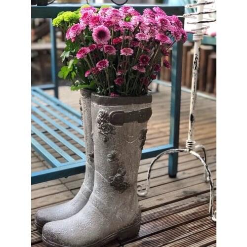 Pastoral Creative Resin Rain Boots Flowerpot Ornaments Outdoor Garden Figurines Crafts Courtyard Villa Furnishing Decoration Art