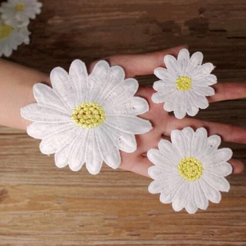 6PCS Daisy Flowers Embroidered Sew On Applique Floral Lace Patch Milk Fiber Sewing Trims Clothes Wedding Dress Craft DIY