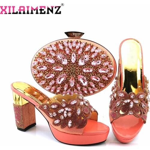 2020 Square Heels Slipper for Wedding with Shinnin Crystal Peep Toe Pretty Women Shoes and Bag Set in Peach Color for Party