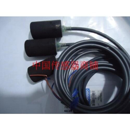 Free shipping New NEW anti splash sensor E2EQ-X10D1-M1TGJ 0.3M