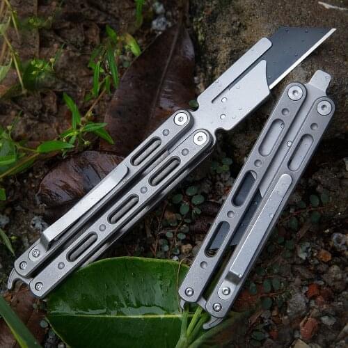 Butterfly knife training titanium alloy knife butterfly CS knife counter-strike folding knife outdoor utility knife paper knife
