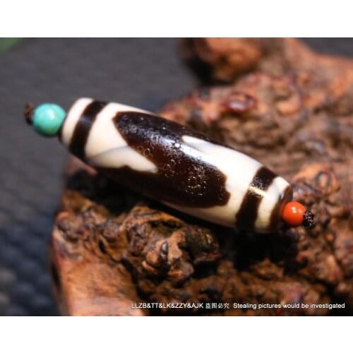 Magic Tibetan Oily Old Agate Patina tiger-tooth totem 47*15mm dZi Bead Amulet Power