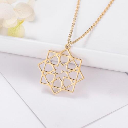 Arabic nameplate Islamic geometric necklace Personalized Muslim jewelry Arabic calligraphy jewelry Arabic name necklace Islam