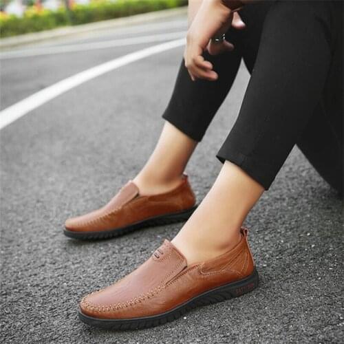 Genuine Leather Mens Casual Shoes Mens Loafers Flats Fashion Breathable Slip on Black Brown Driving Shoes Plus Size 37-47