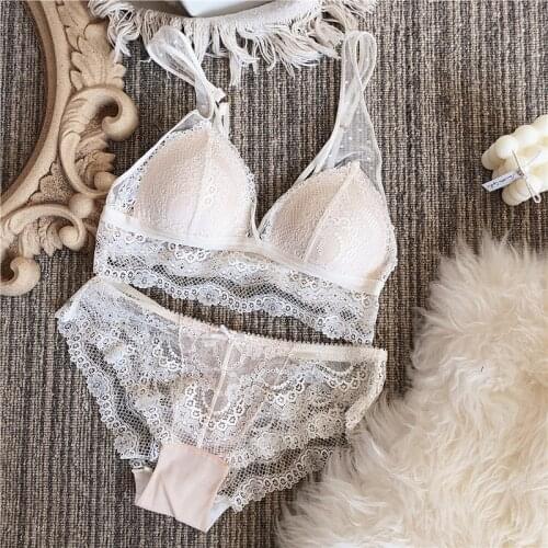 Wriufred Wirefree confrotable push up women underwear no buckle brasperspective lace vest lingerie set no bump sexy bralette set