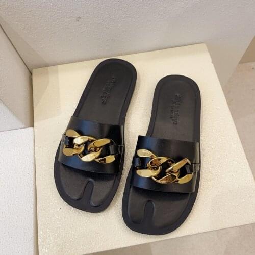 WEIBATE New Ladies Slippers Black Metal Chain Decorated Sandals PU Leather Flat Flip Flop Split Toe Women Summer BeacSlides