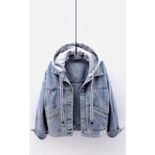 Women Denim Short Jacket Female Oversize Outerwear Loose Short BF Hooded Jeans Coat Big Pocket Tops 2021 Spring Autumn