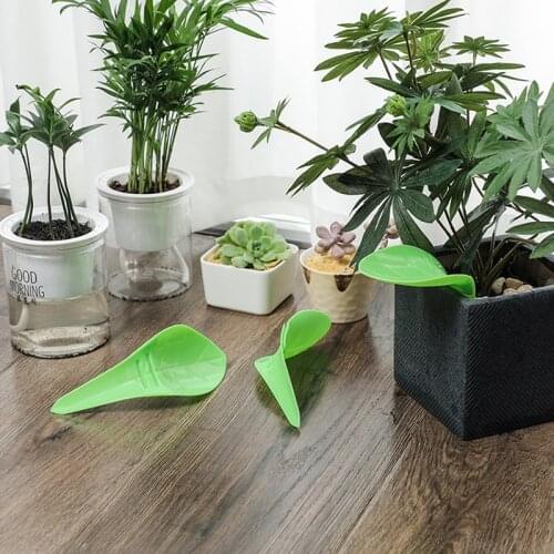 3Pcs/set Creative Leaf Shaped Flower Plant Self-Watering Device Irrigation Tools