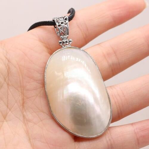 Wholesale Natural White Shell Alloy Pendant Necklace Irregular Egg Shape DIY Retro Necklace Sweater Chain Accessories Making