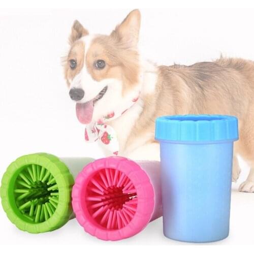 Pet Paw Cleaning Cup Portable Dog and Cat Footwasher 360 Degree Soft Silicone Pet Outdoor Cleaning Cup Pet Cleaning Tool