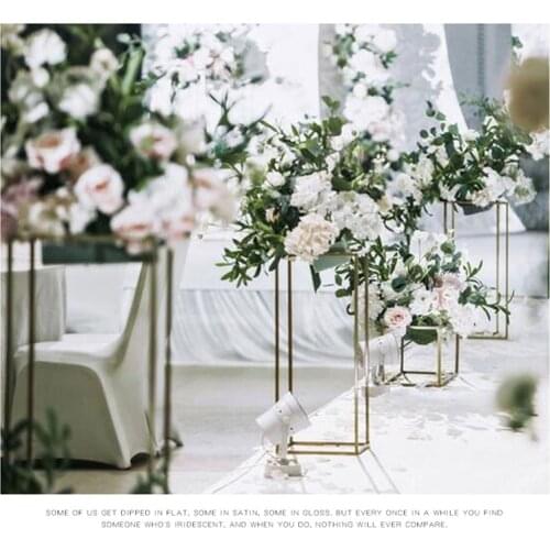 Gold Shiny Metal wedding centerpiece flower stand geometric rectangular frame party backdrop road lead home decoration