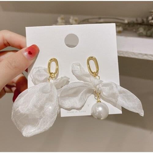 VSnow Korean Lace Bowknot Oversize Pearl Dangle Earrings for Women French Vintage Hollow Out Metal Earrings Jewelry Pendientes