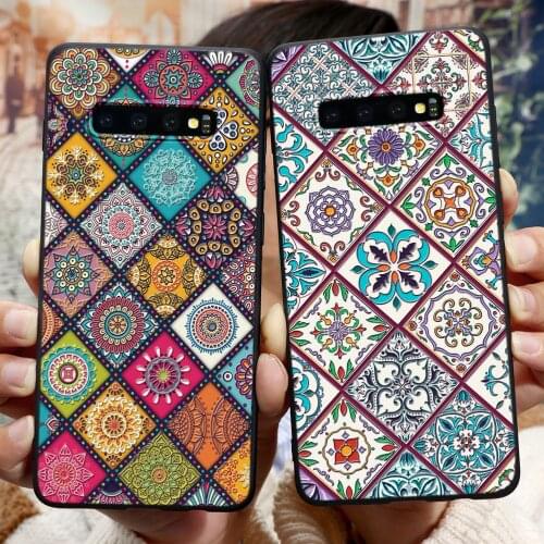 3D Emboss Vintage Cover For Samsung Galaxy J6 J4 A6 Plus A9 A8 A7 2018 Note 10 Lite 8 9 Plus Pro M30S M30 M40 M20 TPU Phone Case