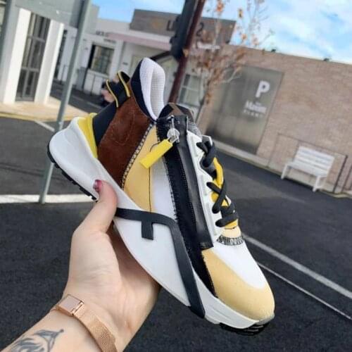 New Mens and womens running shoes Soft and comfortable Ultra light and breathable Jogging outdoors Mesh shoes