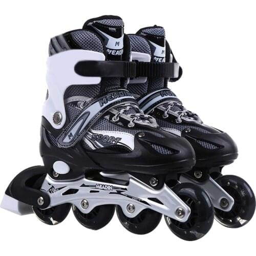 Outdoor Childrens Practice Roller Skates Skating Shoes Child Inline Skates Adjustable Roller Skates With Light Up Wheels