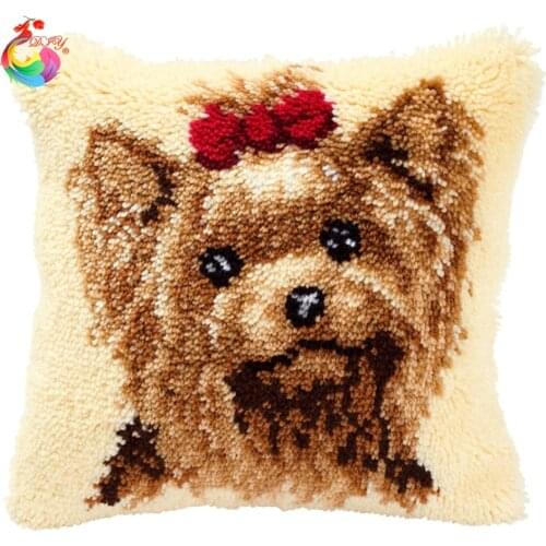 Latch Hook Cushion Kits for Embroidery Pre-printed Color Canvas Dog with bowknot Sofa Pillows Wedding Decorative Home Dec BZ852