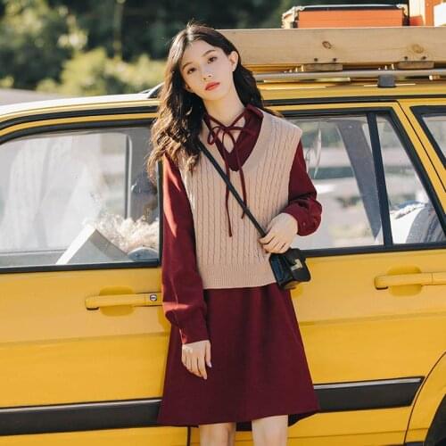 2020 New Autumn and Winter Womens Two Pieces Sets Knitted Vest Pullover Sleeveless Sweater+mid Length Over Knee Shirt Suits S72