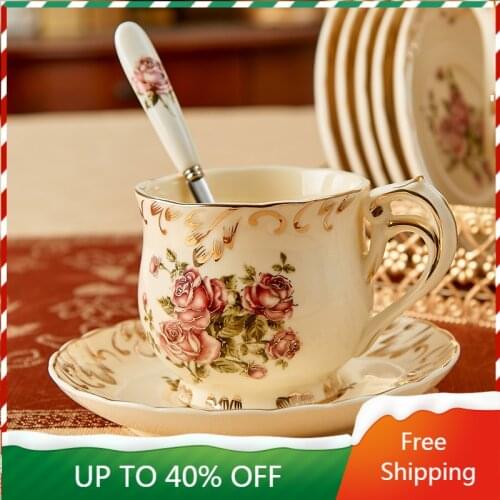 Rose European Style Coffee Cup Set Minimalist Tea Sets European Porcelain Reusable Royal Cup Kaffeetasse Ceramic Cup Set AA50BD