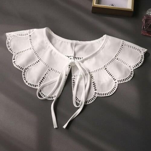 White Fake Collar Women Detachable Collars Lace False Fake Collar Lolita Jacquard Floral Shawl Necklace Short Poncho Capelet
