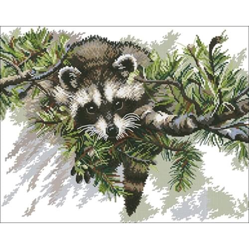 Raccoon on the pine tree patterns counted 11CT 14CT 18CT Cross Stitch Sets DIY Chinese Cross-stitch Kits Embroidery Needlework