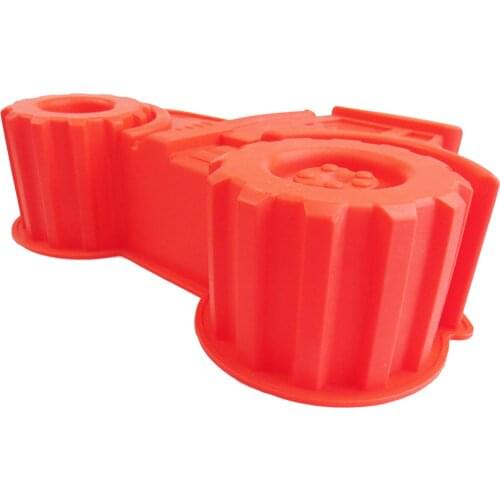 3D Red Tractor Silicone Baking Moulds, Easy To Wash Food Grade Silica Gel Party Decoration