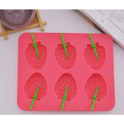 2PC / LOT DIY summer ice maker strawberry shaped ice tray thermoplastic rubber ice lattice strawberry ice box