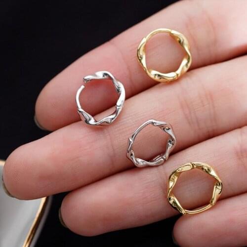Fashion Simple Sweet Geometry Twisted Hoop Earrings For Women Party Gifts Hot Semale Sexy Jewellery SAE517