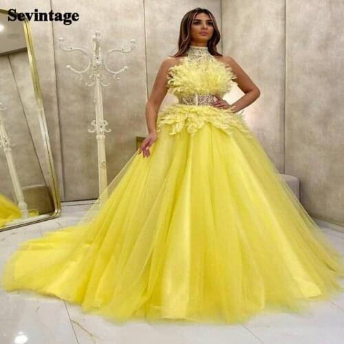 Sevintage Yellow Halter Feathers Evening Dresses Ball Gown Plus Size Quinceanera Dress Tulle Satin Princess Lace Prom Gowns