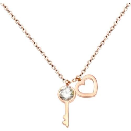 316L Stainless Steel Heart-shaped Key Clavicle Chain AAA Zircon Titanium Steel Necklace No Fade