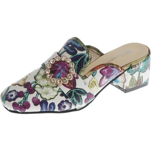 Women Block Heels 5CM Slippers Embroidery Print Crystal Chaussure Mules Femme Talons Feminino Ladies Retro Half Slides Shoes