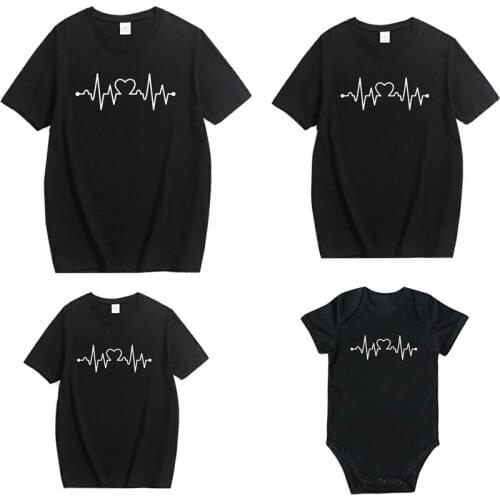 New Family Look Matching Clothes Mommy And Me Tshirt Mother Daughter Father Son Outfits Women Mom T-shirt Baby Girl Boys T Shirt