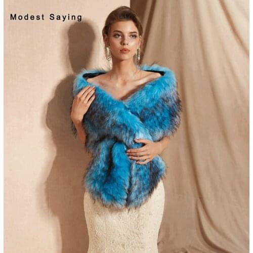Blue Faux Fur Wedding Shrugs 2019 New Fashion Bridal Shawls Formal Women Party Prom Stoles Warm Cloaks Ups Wedding Accessories