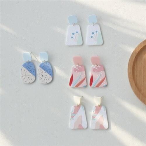 AOMU Korean Retro Pink Blue Colorful Acrylic Geometric Flowers Dots Graffiti Drop Earrings for Women Fashion Jewelry Gifts