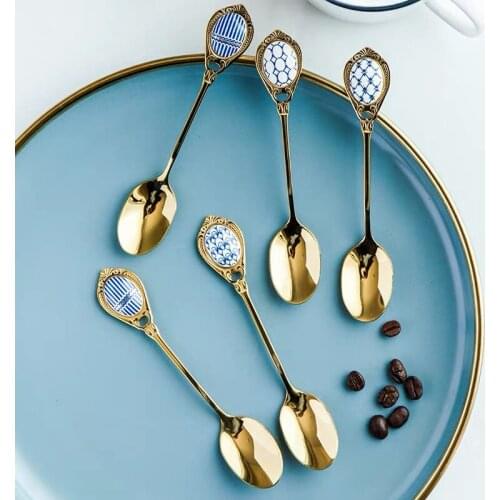 4pcs/Set Stainless Steel Spoons with Ceramic Handle Creative Cute Coffee Cake Scoop Vintage Gold Plating Dessert Spoon Tableware