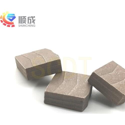 Shuncheng Good Quality Sharp Cutting Market Segmentation 24*7.4/6.6*20mm Diamond Segments For Granite D1200mm