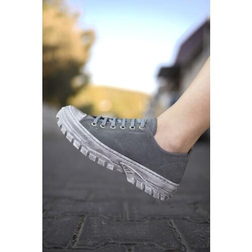 Riccon Skin Black Women Sneaker