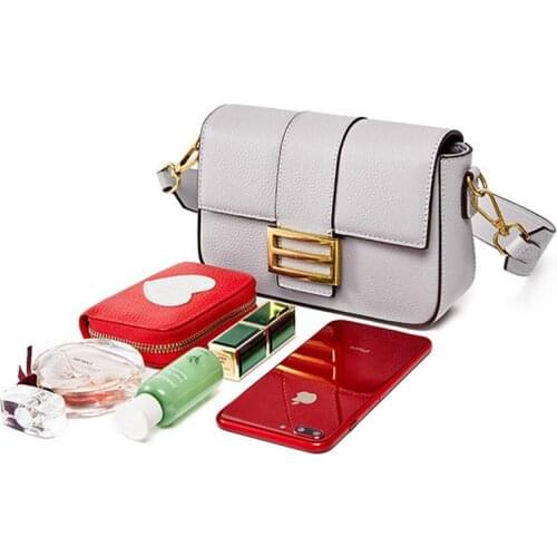 2020 new Genuine Leather handbags women designer messenger female fashion soft leather armpit bag niche trend baguette bag