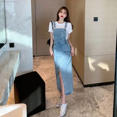 Spot Chinas new slim fashion age reduction design sense slit in the long jean straps skirt