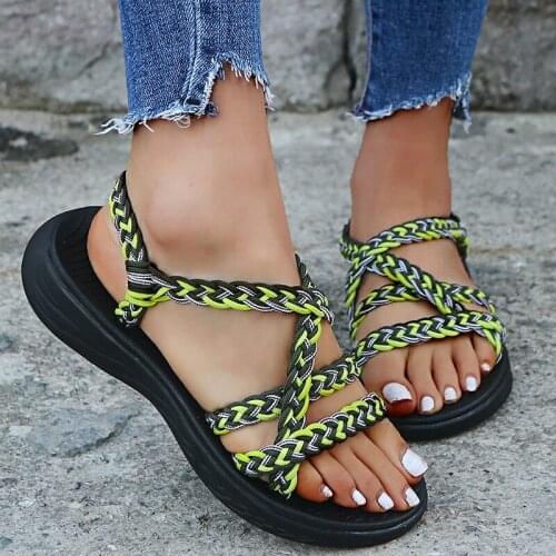 Women Shoes 2021 New Summer Women Fashion Solid Color Sandals Buckle Strap Wedges Platform Retro Peep Toe Sandals