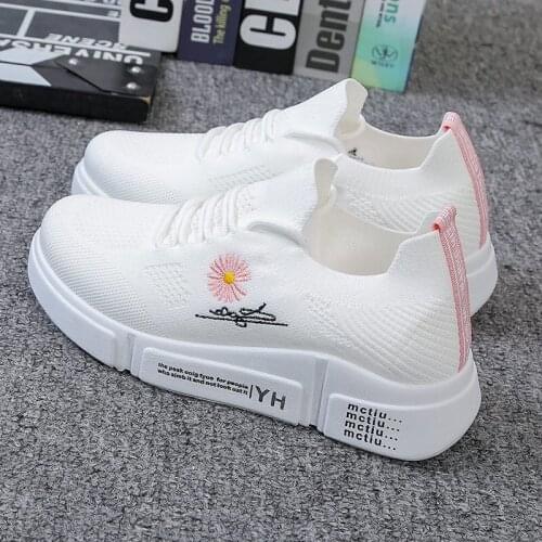 2021 Summer Mesh Flat Women Casual Shoes Breathable Low Top Fashion Sneakers Floral Round Toe Ladies White Shoes Zapatillas
