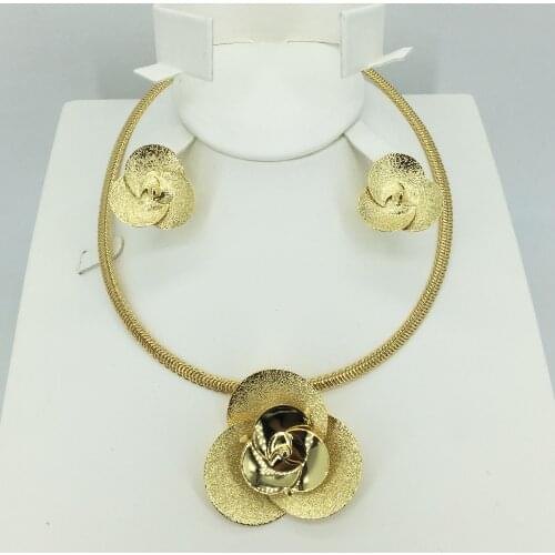 Wholesale gold New Jewelry collection African brides wedding gifts women necklace earrings collection wife jewelry set