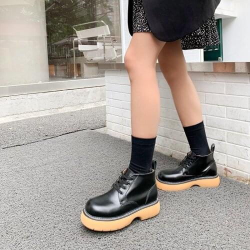 2021 New Autumn Women Shoes Split Leather Round Toe Thick Heel Ankle Boots Solid Lace-up Platform Short Fashion Boots for Women