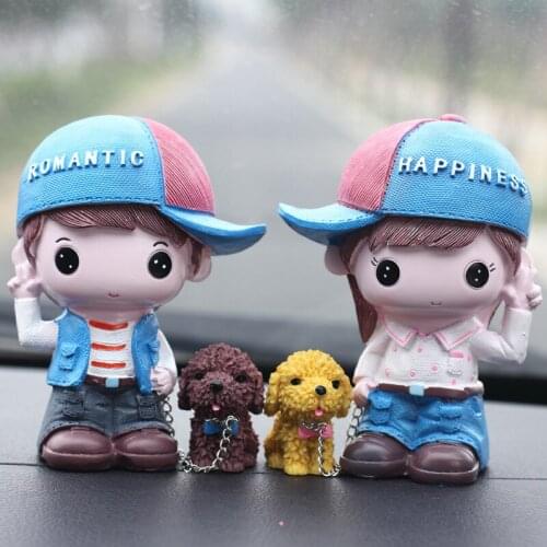 Valentines Day happy hat couples doll walking dog dolls home resin crafts car decoration Pastoral home decor christmas gift