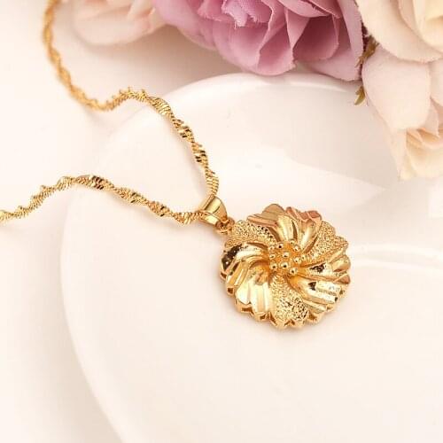 Flower Necklacewith Pendant Women/Men Loverss Jewelry Valentines Gift Gold Color flower Romantic Fancy DIY charms Bijoux